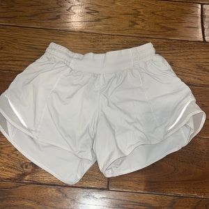 white lululemon hotty hots